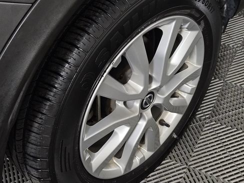Used 2022 Nissan Rogue Sport S FWD image 6