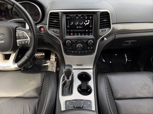 Used 2018 Jeep Grand Cherokee Trackhawk AWD/4WD image 12