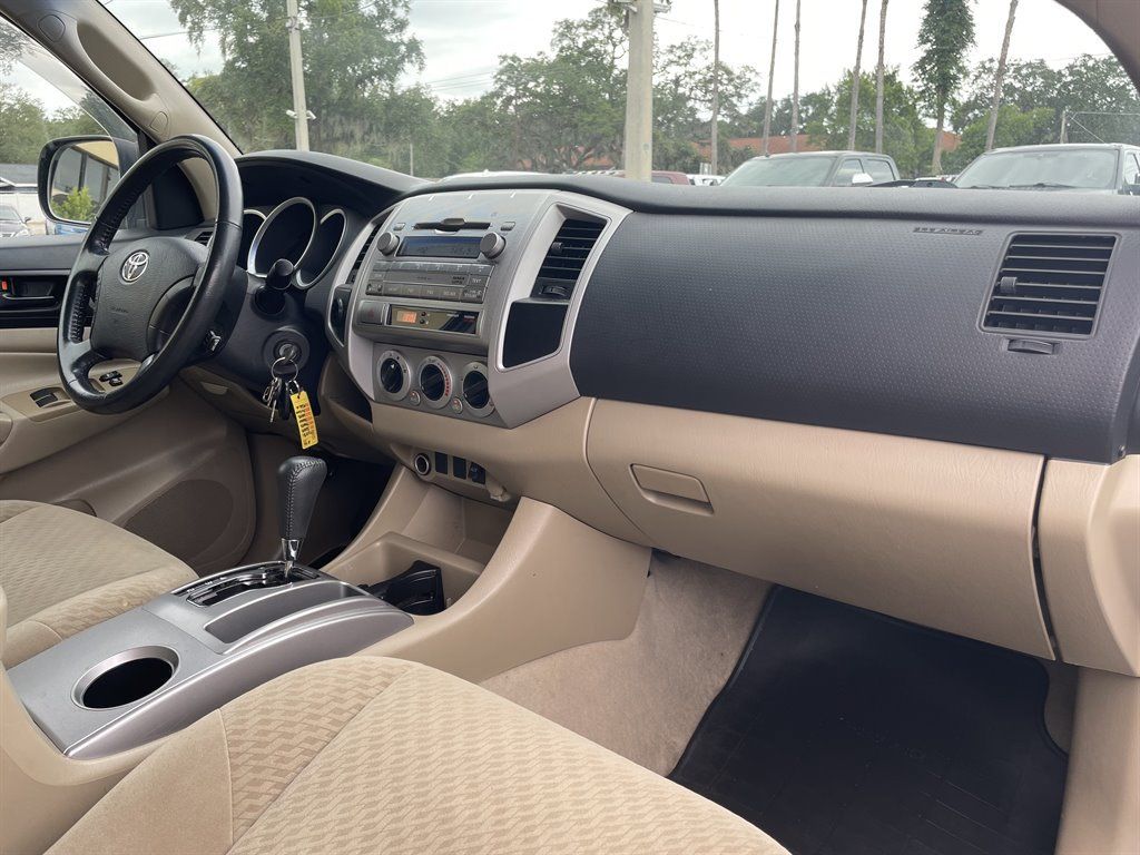 Used 2009 Toyota Tacoma PreRunner RWD image 14