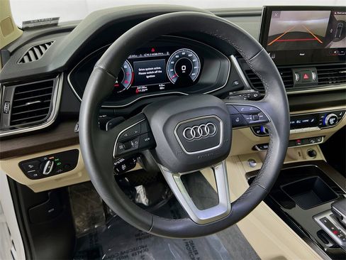 Used 2023 Audi Q5 2.0T Premium Plus w/ Premium Plus Package image 12