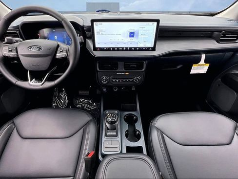 New 2026 Ford Maverick Lariat w/ Black Appearance Package image 5