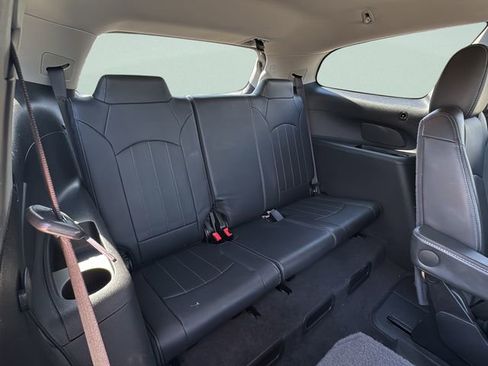 Used 2017 Buick Enclave Leather image 19