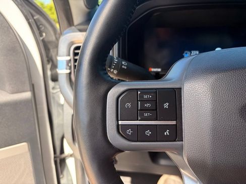 Used 2024 Ford F250 Lariat AWD/4WD image 33