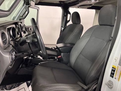 Used 2022 Jeep Wrangler Unlimited Sport AWD/4WD image 19