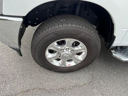 Used 2023 RAM 2500 Big Horn w/ Level 1 Equipment Group image 10