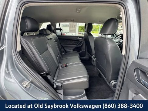 Certified 2024 Volkswagen Tiguan SE AWD/4WD image 22