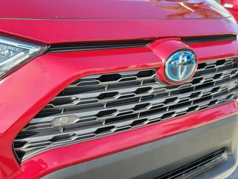 Used 2020 Toyota RAV4 Limited w/ Limited Grade Weather Package AWD/4WD image 15