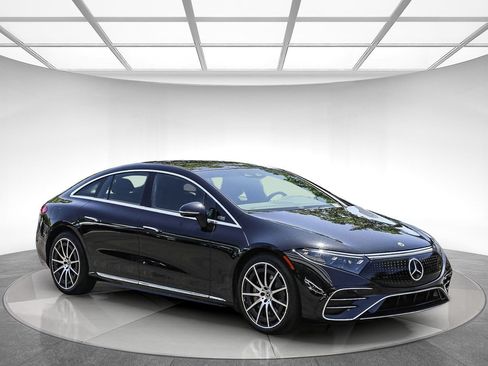 Certified 2023 Mercedes-Benz EQS 580 4MATIC Sedan image 5