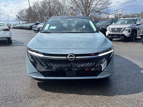 New 2026 Nissan Sentra SR w/ Floor Mat Package image 9