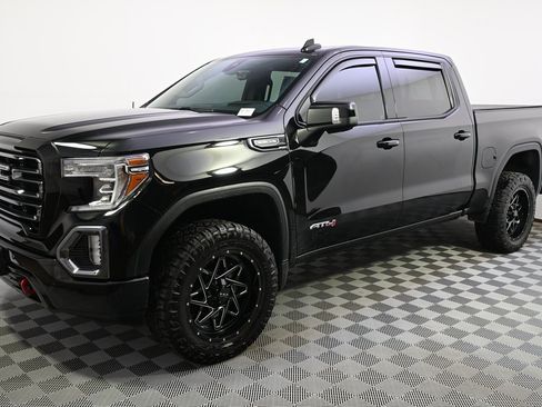 Used 2021 GMC Sierra 1500 AT4 w/ AT4 Value Package image 2