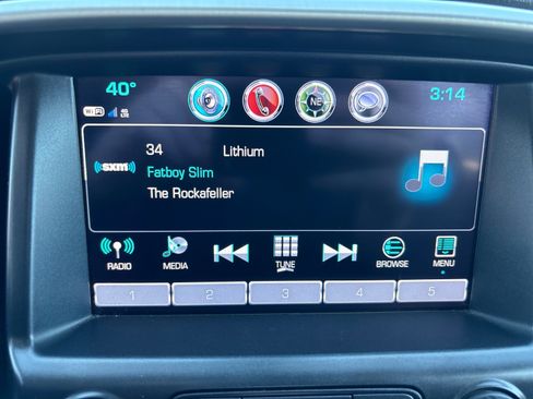 Used 2017 GMC Canyon SLE image 29