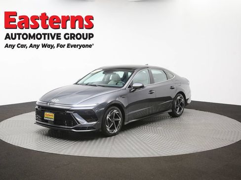 Used 2024 Hyundai Sonata SEL w/ Convenience Package FWD image 57