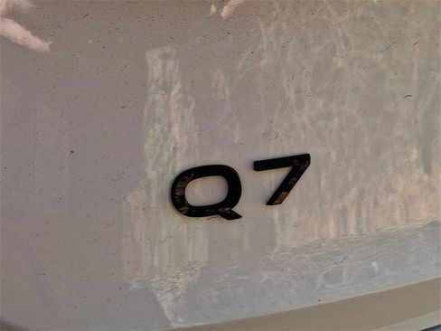 Used 2025 Audi Q7 3.0T Premium Plus image 9