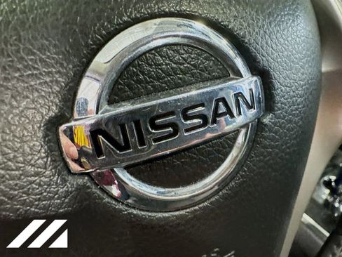 Used 2015 Nissan Rogue SL w/ SL Premium Package AWD/4WD image 35