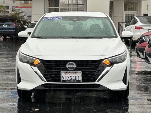 Used 2024 Nissan Sentra SV image 8