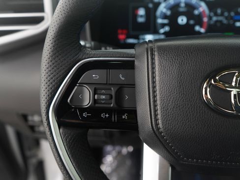 Used 2023 Toyota Tundra Platinum image 26