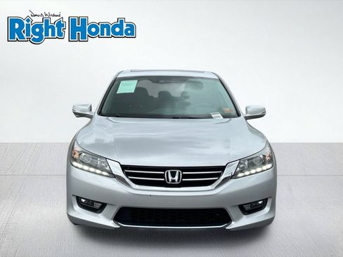 Used 2015 Honda Accord EX-L image 9