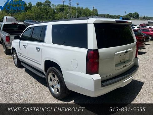 Used 2016 Chevrolet Suburban LT AWD/4WD image 3