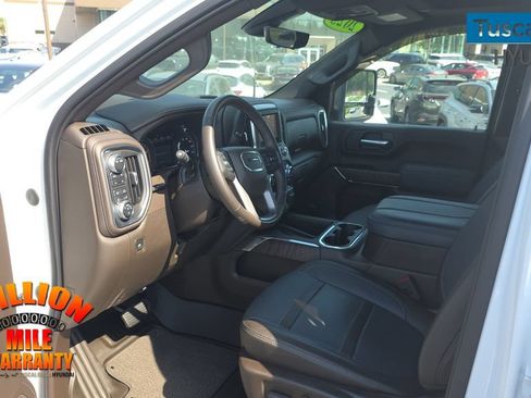 Used 2023 GMC Sierra 2500 Denali w/ Denali Ultimate Package AWD/4WD image 24