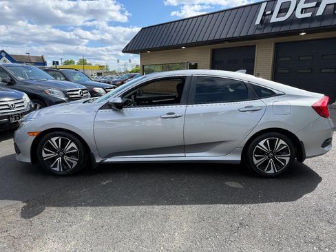 Used 2018 Honda Civic EX-T image 8