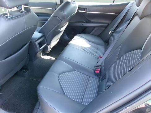 Used 2024 Toyota Camry SE FWD image 9