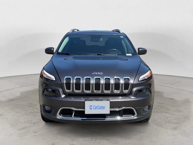 Used 2018 Jeep Cherokee Limited AWD/4WD image 2
