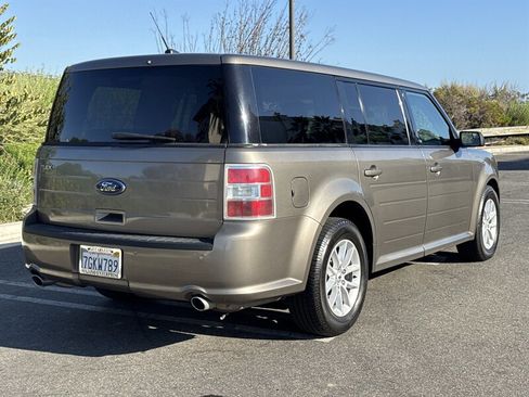 Used 2014 Ford Flex SE image 7