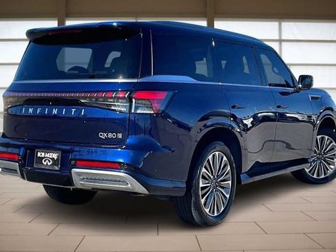 Used 2025 INFINITI QX80 Luxe image 2