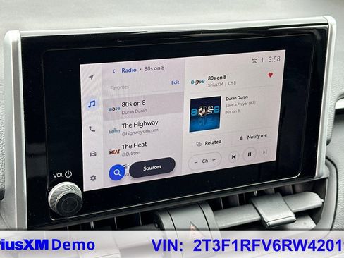 Used 2024 Toyota RAV4 LE image 28