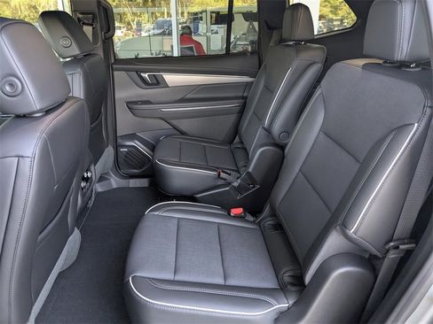 New 2026 Buick Enclave Preferred w/ Power Package image 15