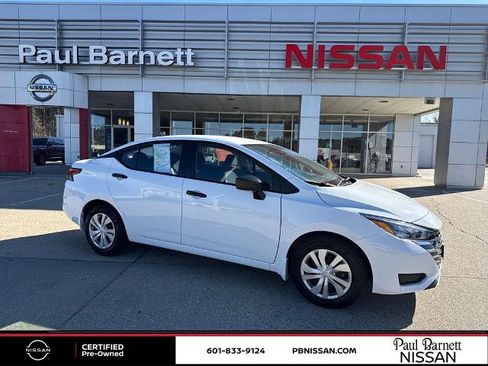 Certified 2025 Nissan Versa S w/ Trunk Package image 1