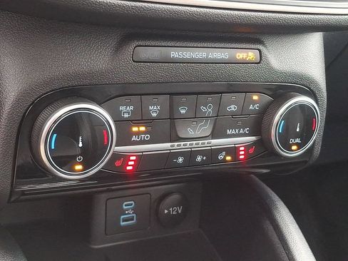 Certified 2022 Ford Escape SEL AWD/4WD image 15