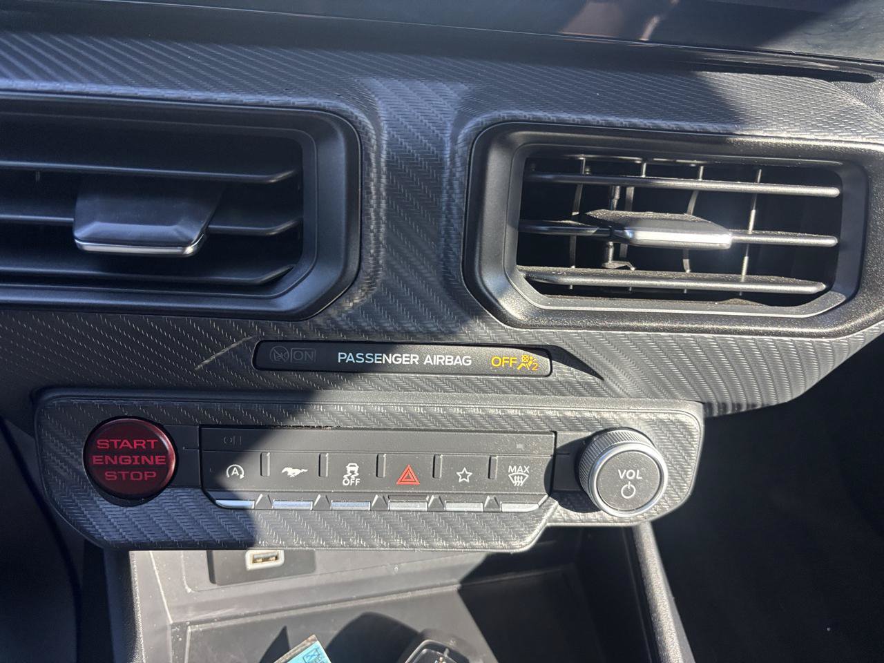 Used 2025 Ford Mustang Coupe RWD image 17