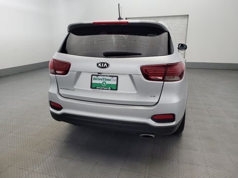 Used 2020 Kia Sorento FWD V6 image 7