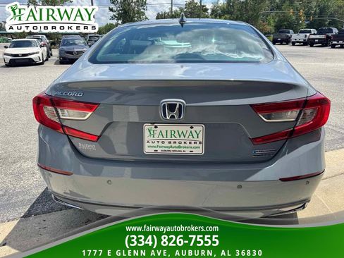 Used 2021 Honda Accord Touring image 7