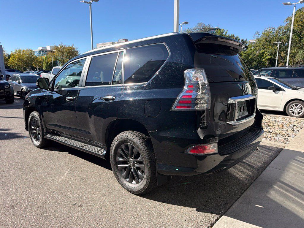 Used 2021 Lexus GX 460 Premium w/ Premium Plus Package AWD/4WD image 6
