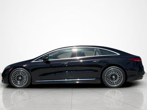 New 2026 Mercedes-Benz EQS 580 4MATIC Sedan image 2