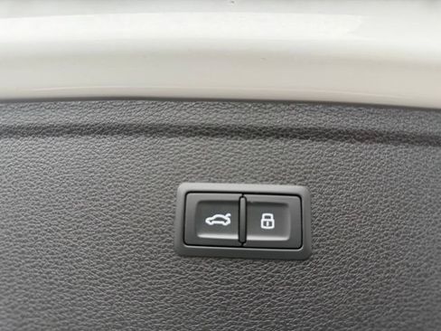 Used 2024 Audi Q5 2.0T Premium Plus AWD/4WD image 25