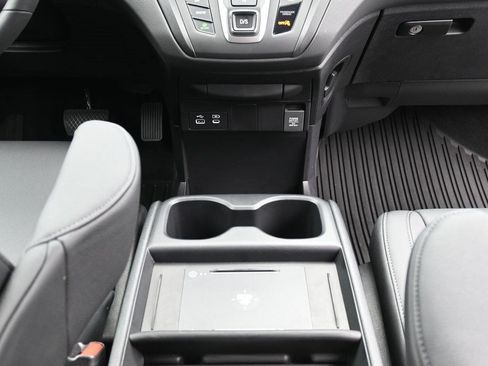 Used 2026 Honda Odyssey EX-L image 17