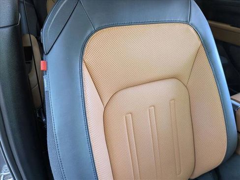 Certified 2023 Land Rover Defender 90 X image 17