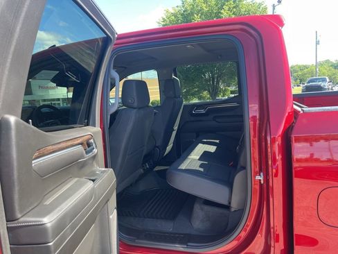 Used 2024 GMC Sierra 1500 Elevation AWD/4WD image 10