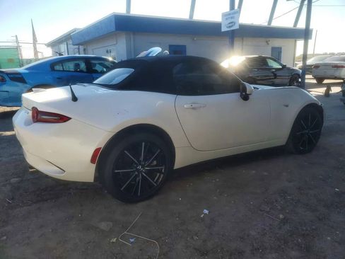 Used 2024 MAZDA MX-5 Miata Grand Touring w/ Weather Package RWD image 3