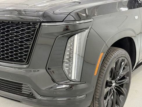 New 2026 Cadillac Escalade Platinum Sport AWD/4WD image 15