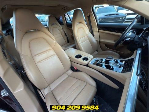 Used 2020 Porsche Panamera 4 AWD/4WD image 40