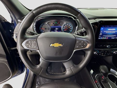 Used 2023 Chevrolet Traverse LT w/ LPO, Floor Liner Package FWD image 13