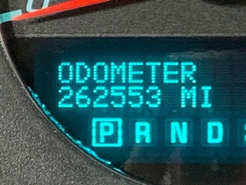 Used 2009 Chevrolet Impala LT FWD image 17