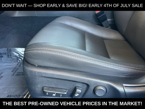 Used 2017 Lexus IS 300 AWD w/ Premium Package image 14