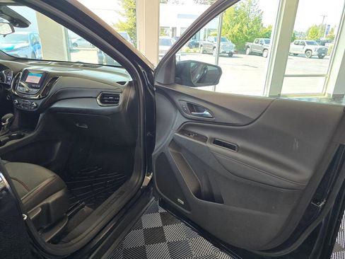 Used 2022 Chevrolet Equinox RS w/ RS Leather Package FWD image 42