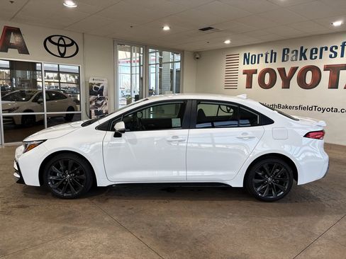 Certified 2025 Toyota Corolla SE image 7