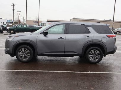 Used 2025 Nissan Pathfinder S